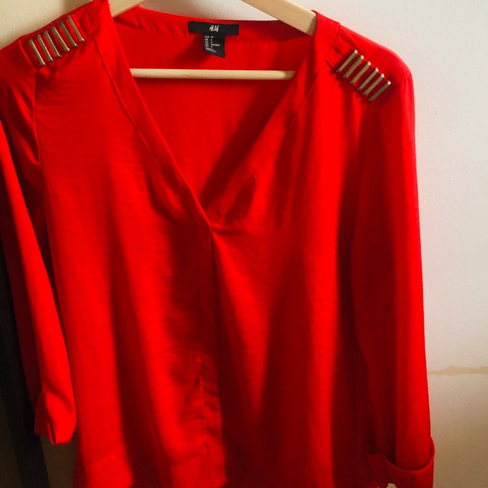Beautiful Pre-loved red blouse